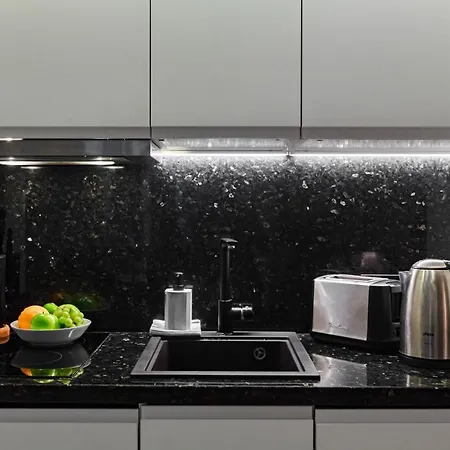 Apartment La Luna In Old Town Of